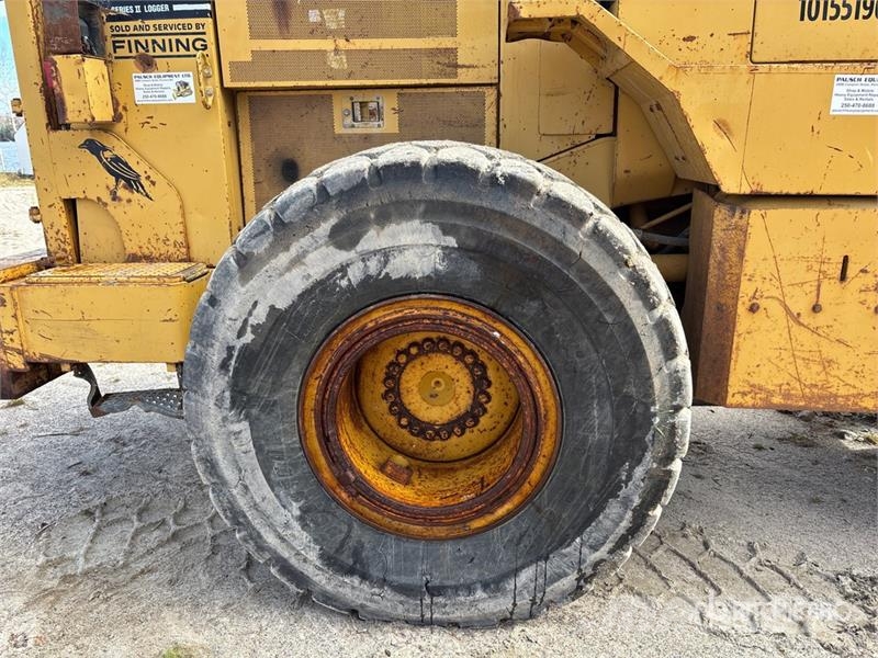 CAT 950F Gumikerekes homlokrakodók
