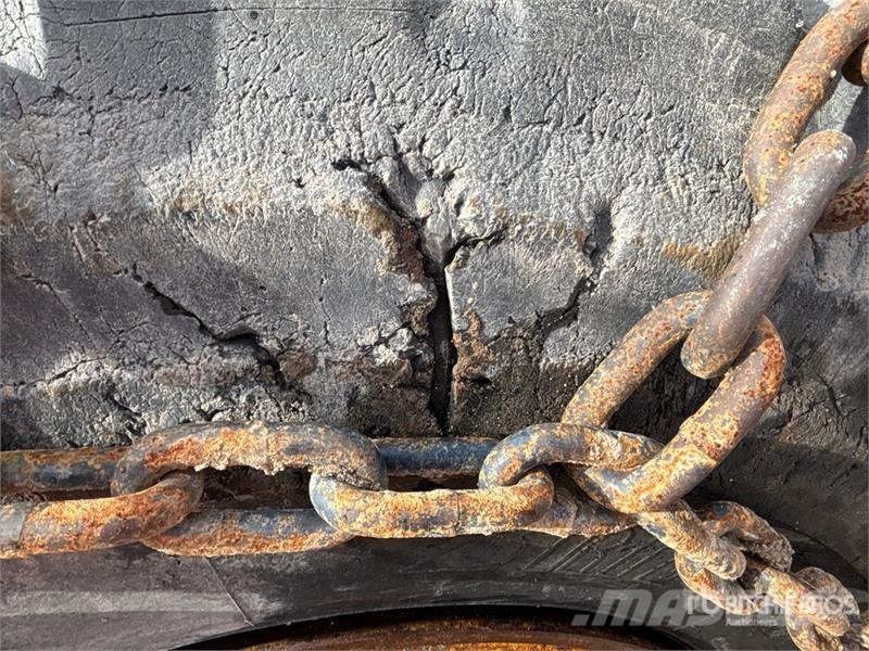 CAT 950F Gumikerekes homlokrakodók