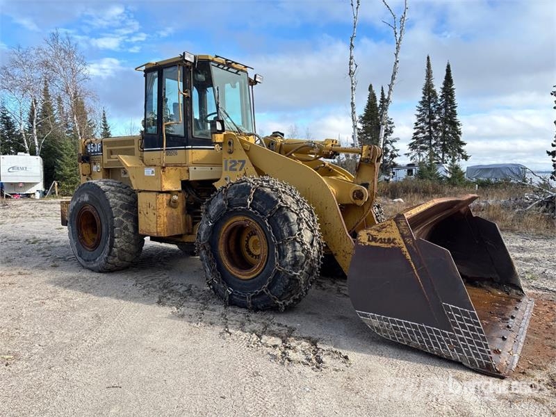 CAT 950F Gumikerekes homlokrakodók