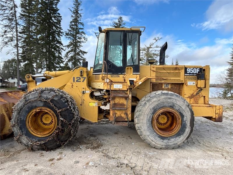 CAT 950F Gumikerekes homlokrakodók