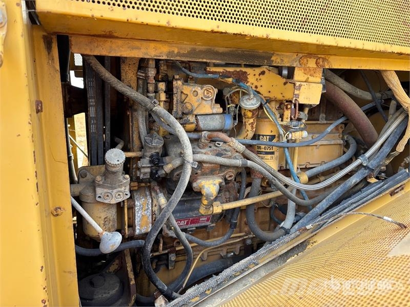 CAT 950F Gumikerekes homlokrakodók