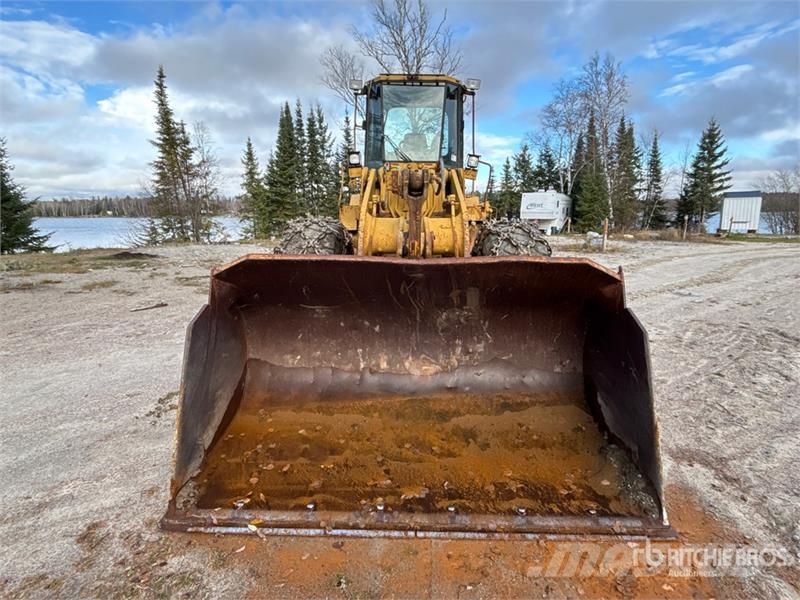 CAT 950F Gumikerekes homlokrakodók