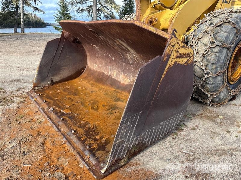 CAT 950F Gumikerekes homlokrakodók