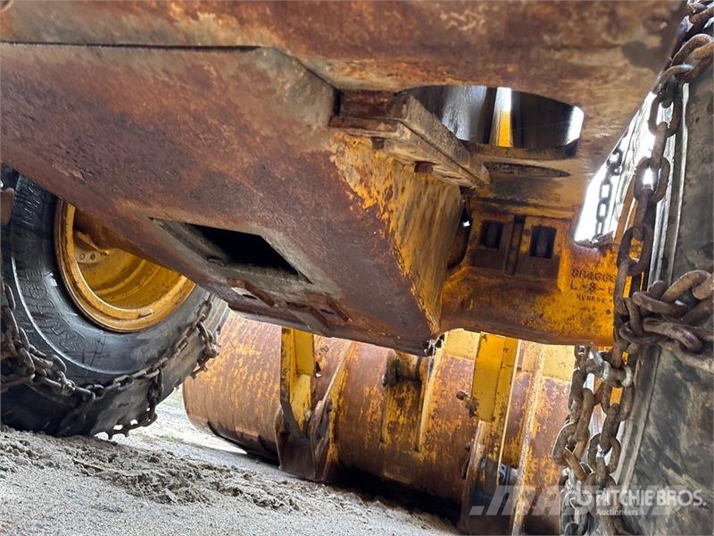 CAT 950F Gumikerekes homlokrakodók