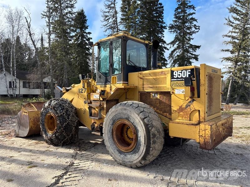 CAT 950F Gumikerekes homlokrakodók