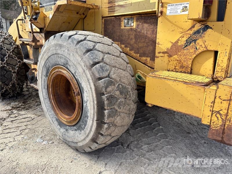 CAT 950F Gumikerekes homlokrakodók