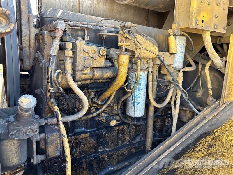 CAT 950F Series II Gumikerekes homlokrakodók