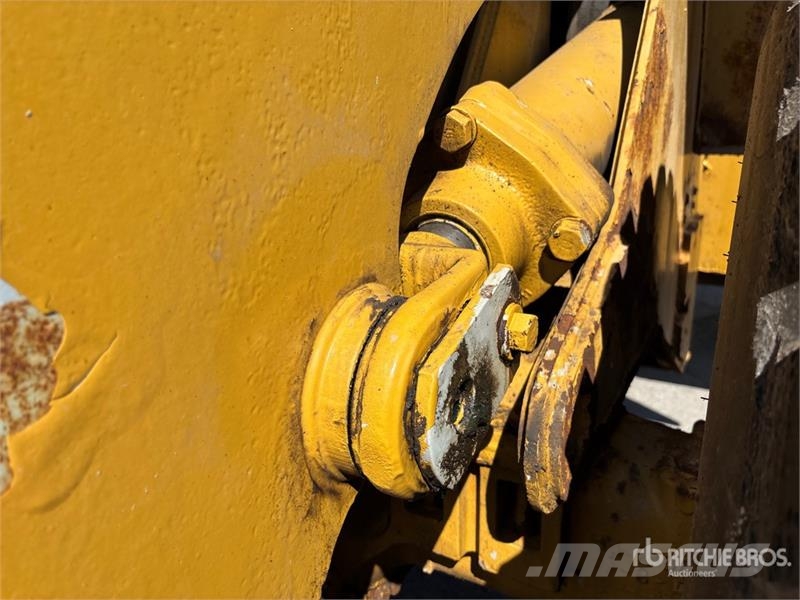 CAT 950F Series II Gumikerekes homlokrakodók