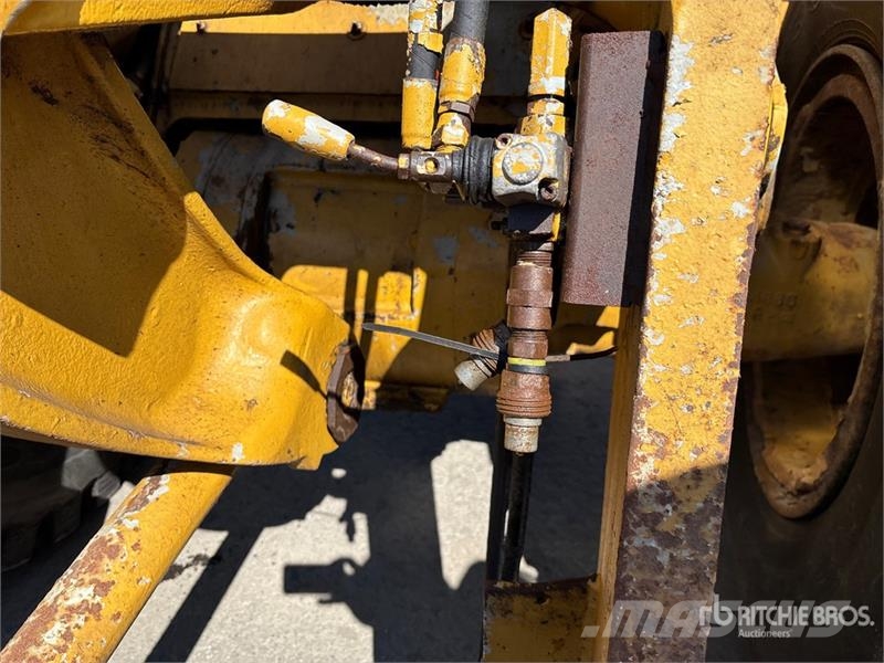 CAT 950F Series II Gumikerekes homlokrakodók