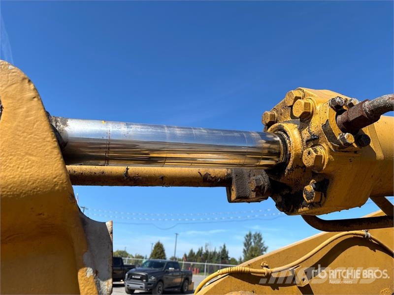 CAT 950F Series II Gumikerekes homlokrakodók