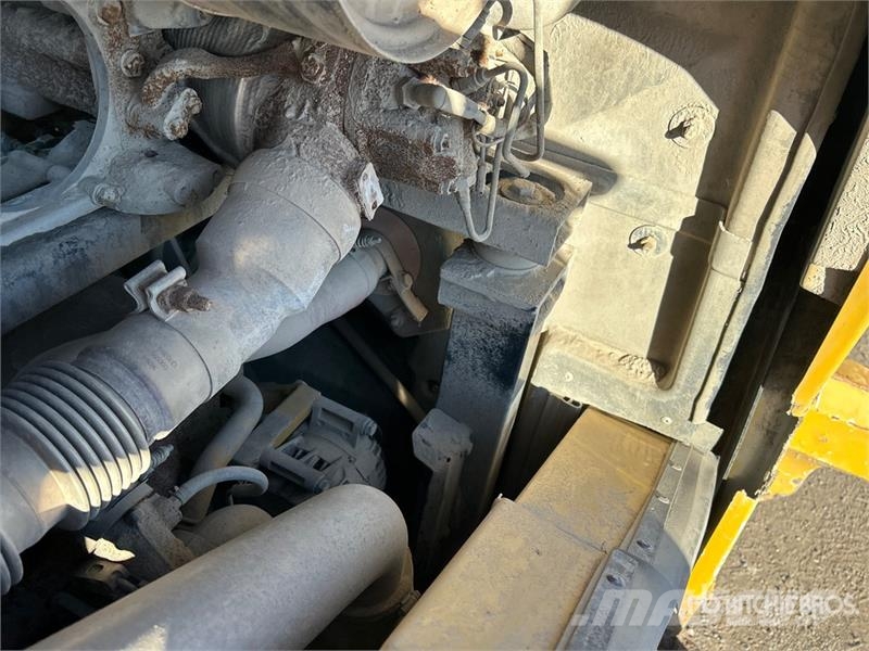 CAT 950K Wheel Loader Gumikerekes homlokrakodók