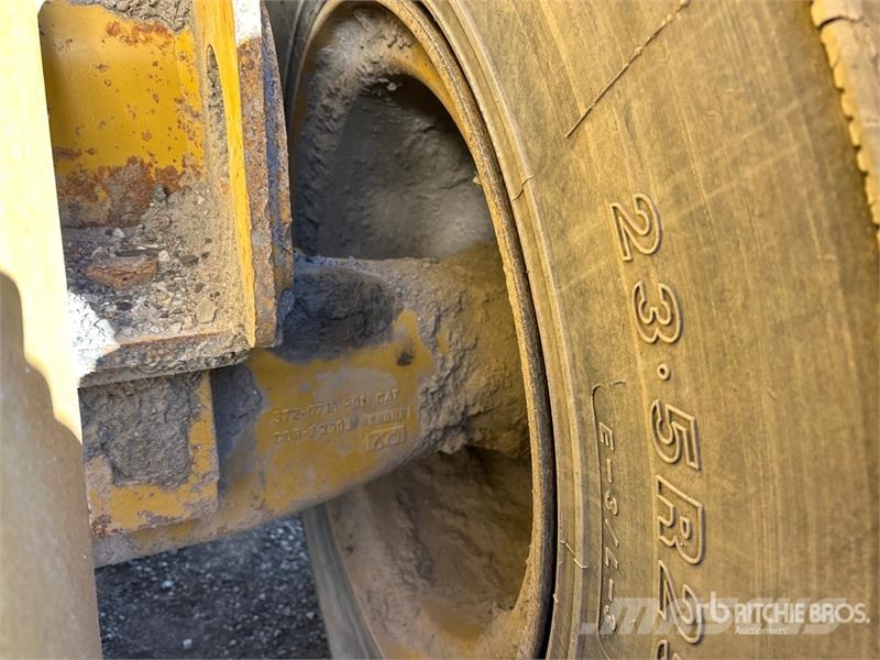 CAT 950K Wheel Loader Gumikerekes homlokrakodók