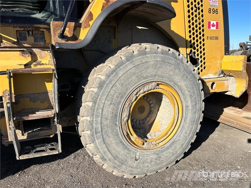 CAT 950K Wheel Loader Gumikerekes homlokrakodók