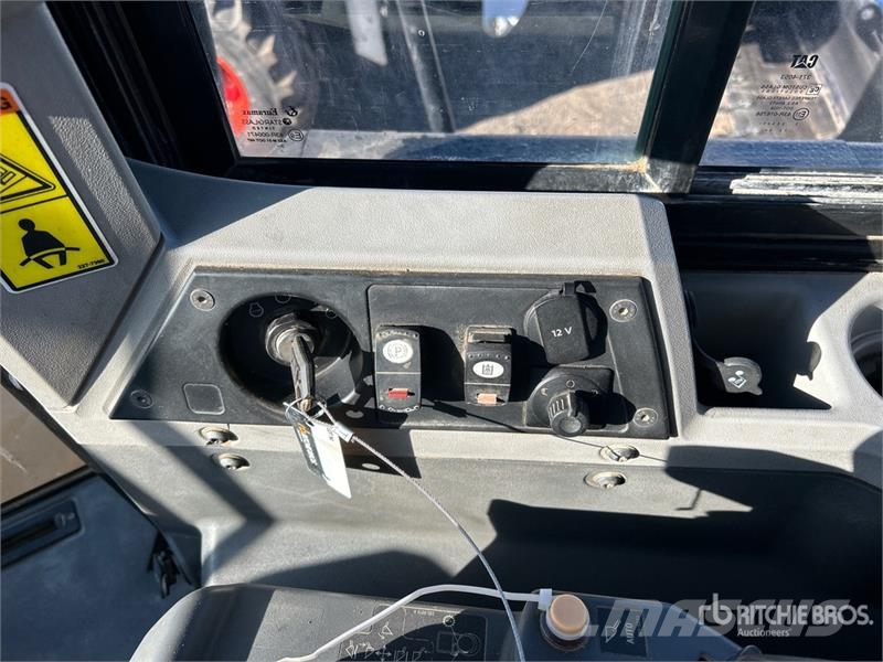 CAT 950K Wheel Loader Gumikerekes homlokrakodók