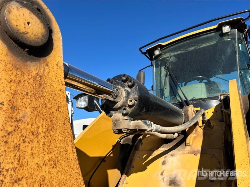 CAT 950K Wheel Loader Gumikerekes homlokrakodók