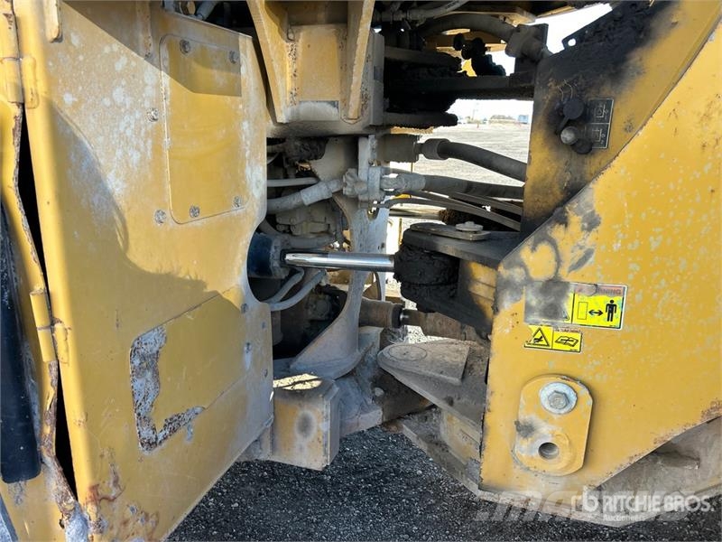 CAT 950K Wheel Loader Gumikerekes homlokrakodók