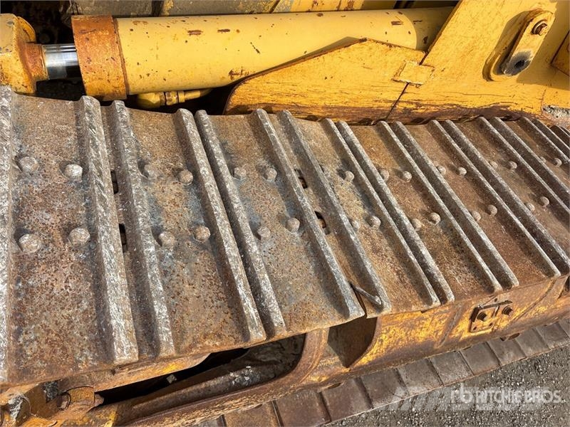 CAT 953C Lánctalpas homlokrakodók
