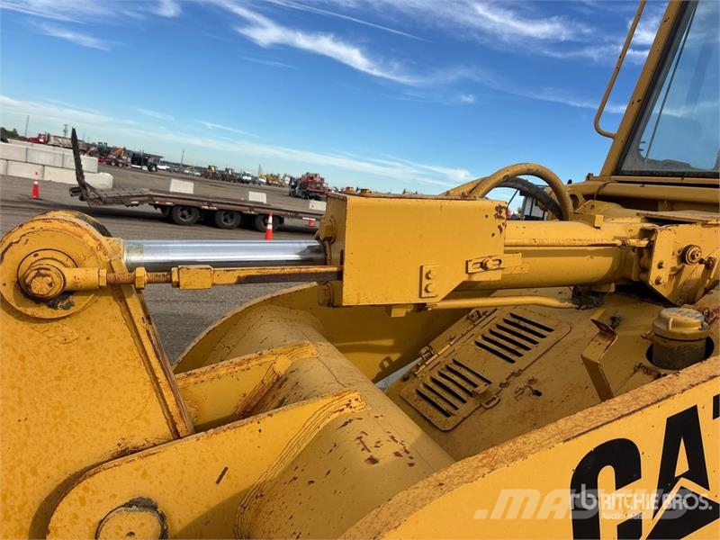 CAT 953C Lánctalpas homlokrakodók