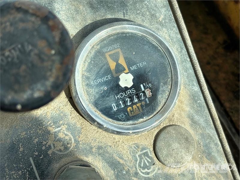 CAT 953C Lánctalpas homlokrakodók