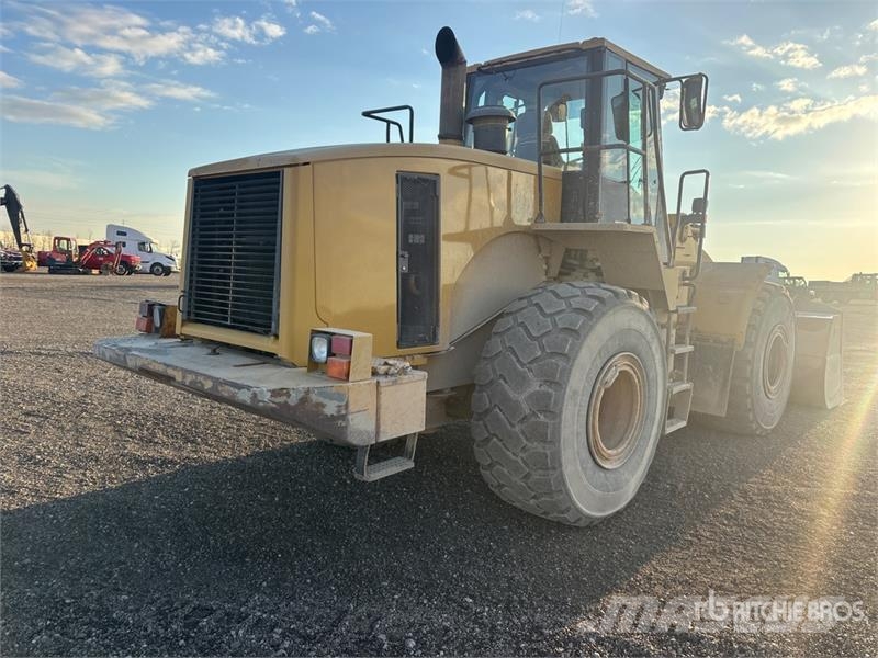 CAT 966G Iekrāvēji uz riteņiem