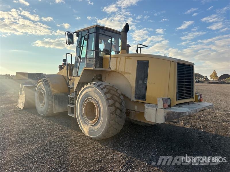 CAT 966G Iekrāvēji uz riteņiem