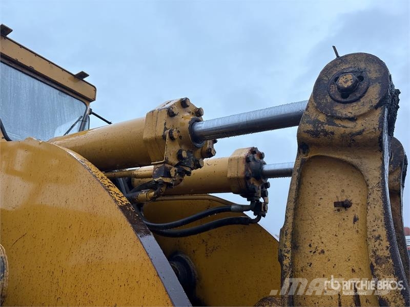 CAT 988B Wheel Loader Radlader