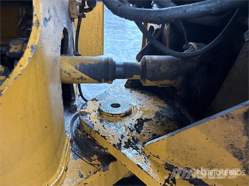 CAT 988B Wheel Loader Radlader