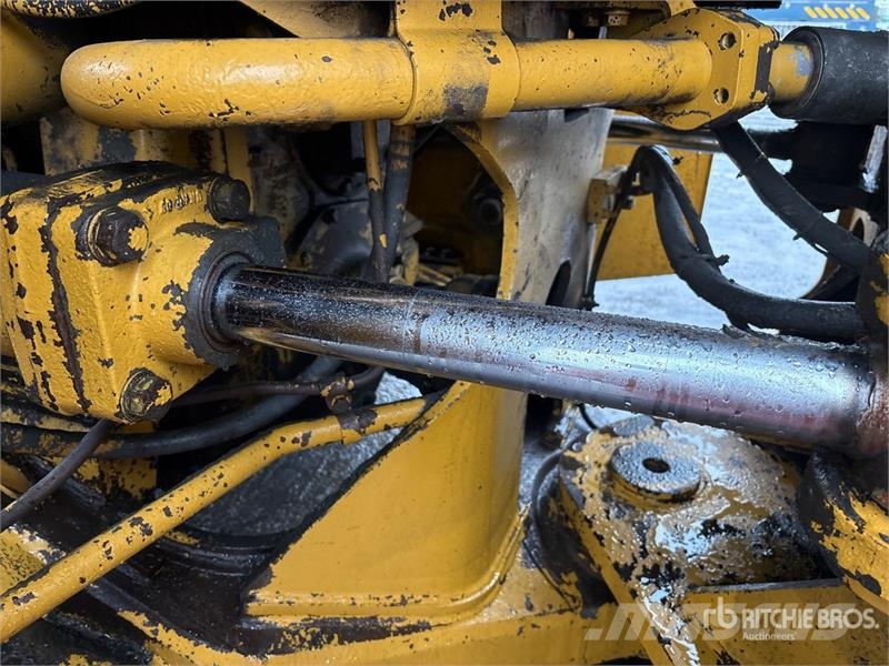 CAT 988B Wheel Loader Radlader