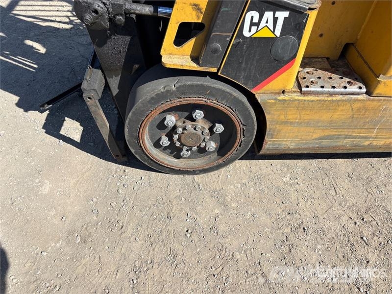 CAT C4000 Kahveltõstukid - muud