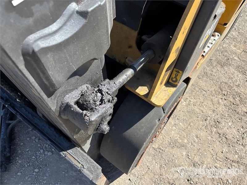 CAT C4000 3750 lb Electric Forklift (Inoperable) Elektro Stapler