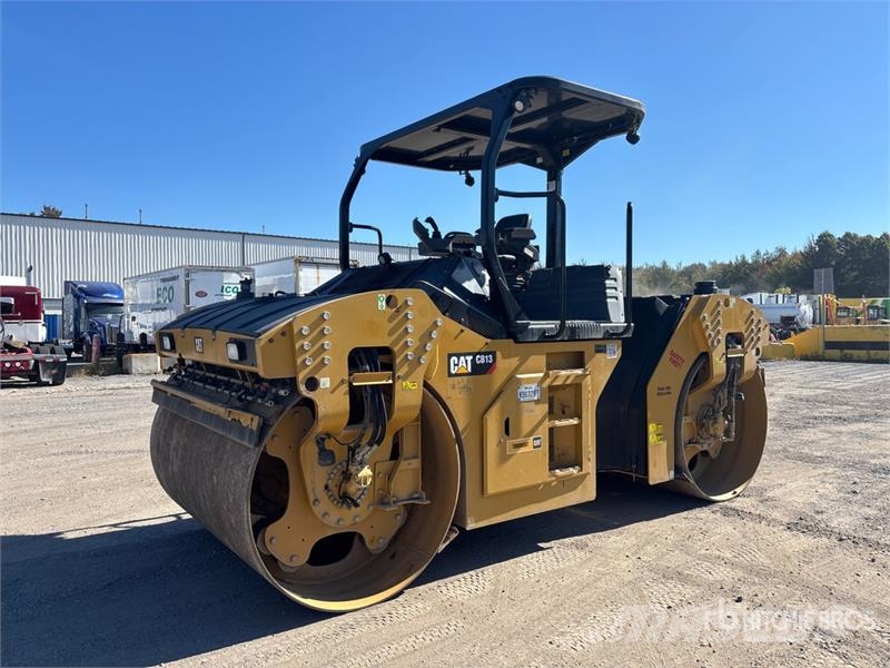 CAT CB-13 Double Drum Roller Valjci sa duplim bubnjem