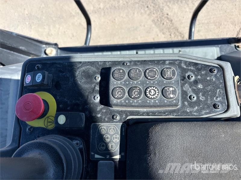 CAT CB-13 Double Drum Roller Valjci sa duplim bubnjem