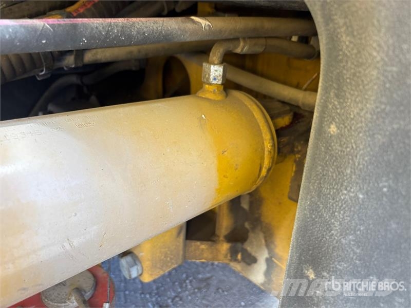 CAT CB-13 Double Drum Roller Valjci sa duplim bubnjem