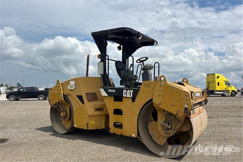 CAT CB-534D Double Drum Roller Rodillos de doble tambor