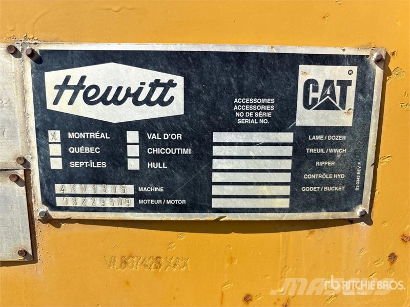 CAT CS563C Smooth Drum Compactor مداحل أحادية الأسطوانة