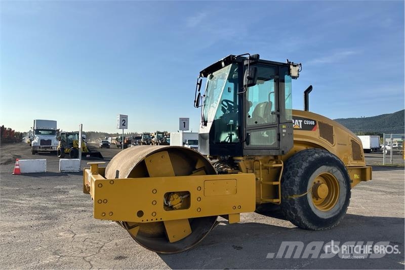 CAT CS56B Smooth Drum Compactor Valjci sa jednim bubnjem