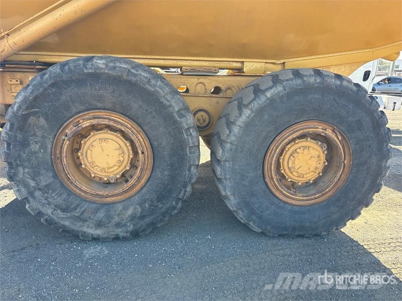 CAT D250E Series II Articulated Dump Truck Dumper - Knickgelenk