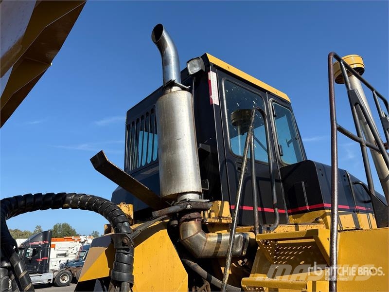 CAT D250E Series II Articulated Dump Truck Dumper - Knickgelenk