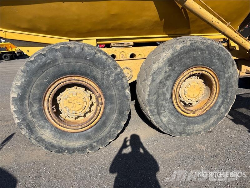 CAT D250E Series II Articulated Dump Truck Dumper - Knickgelenk