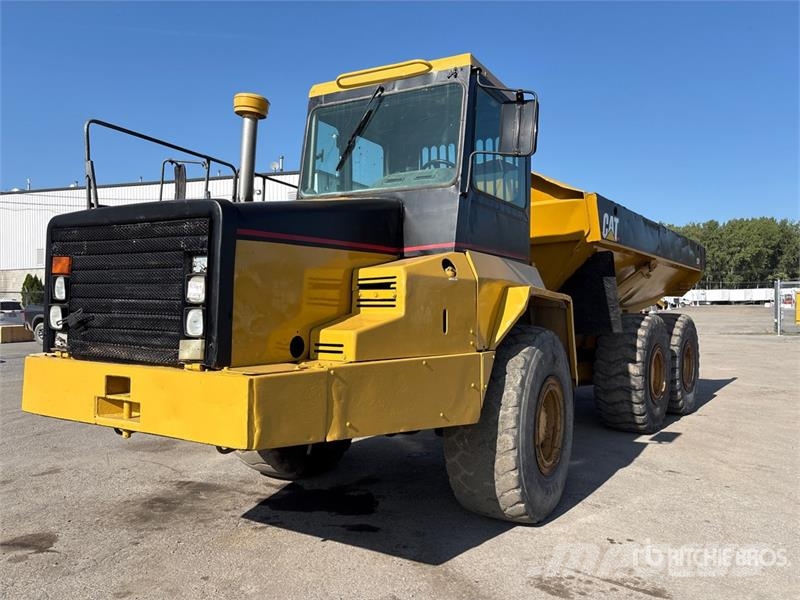 CAT D250E Series II Articulated Dump Truck Dumper - Knickgelenk