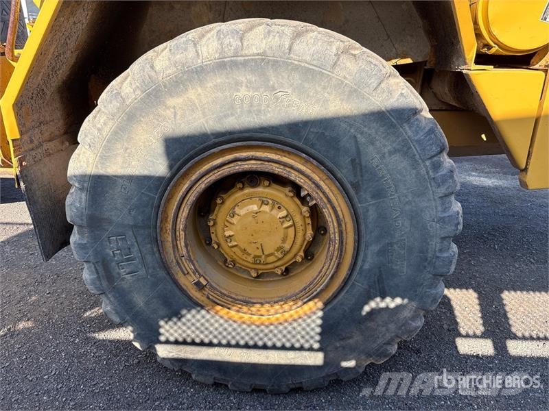CAT D250E Series II Articulated Dump Truck Dumper - Knickgelenk