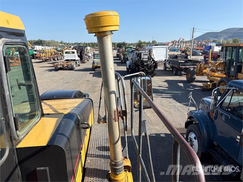 CAT D250E Series II Articulated Dump Truck Dumper - Knickgelenk