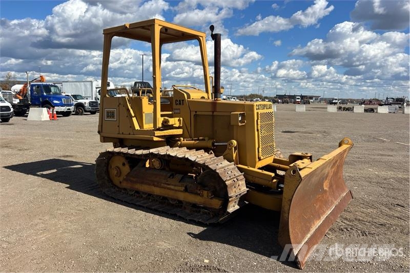 CAT D3B Crawler Dozer Buldožeri guseničari