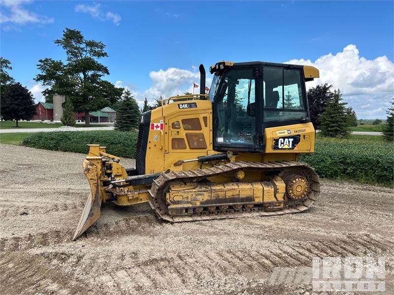 CAT D4K2 XL Гусеничные бульдозеры