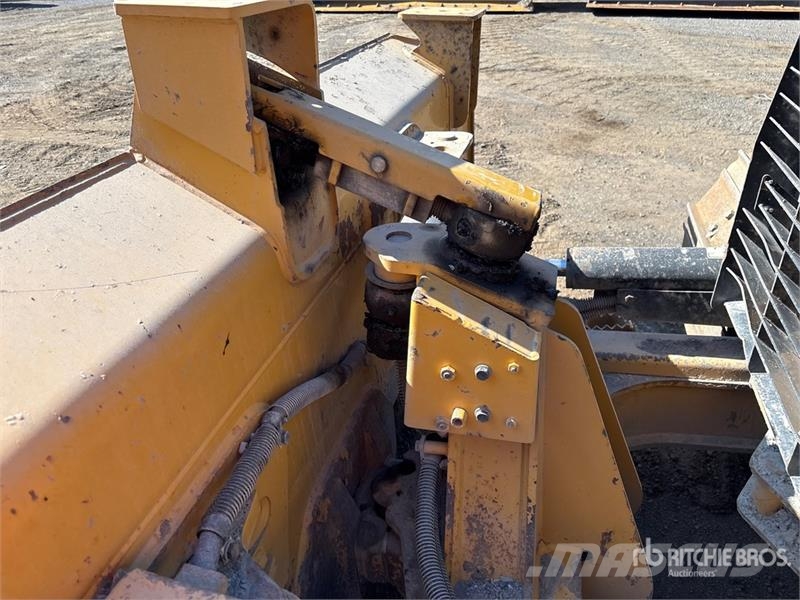 CAT D5K2 LGP 履带式推土机