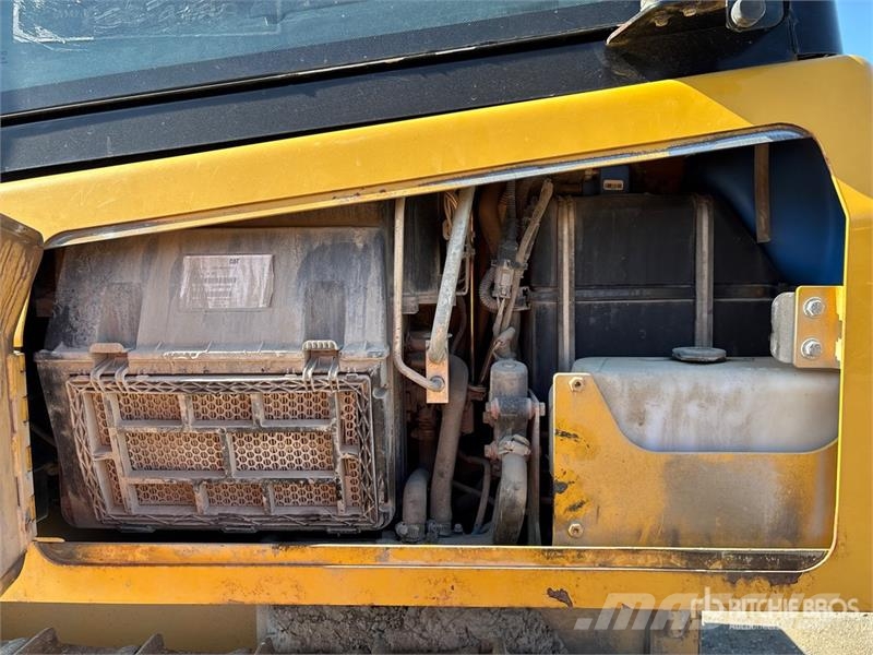 CAT D5K2 LGP 履带式推土机
