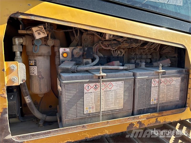 CAT D5K2 LGP 履带式推土机