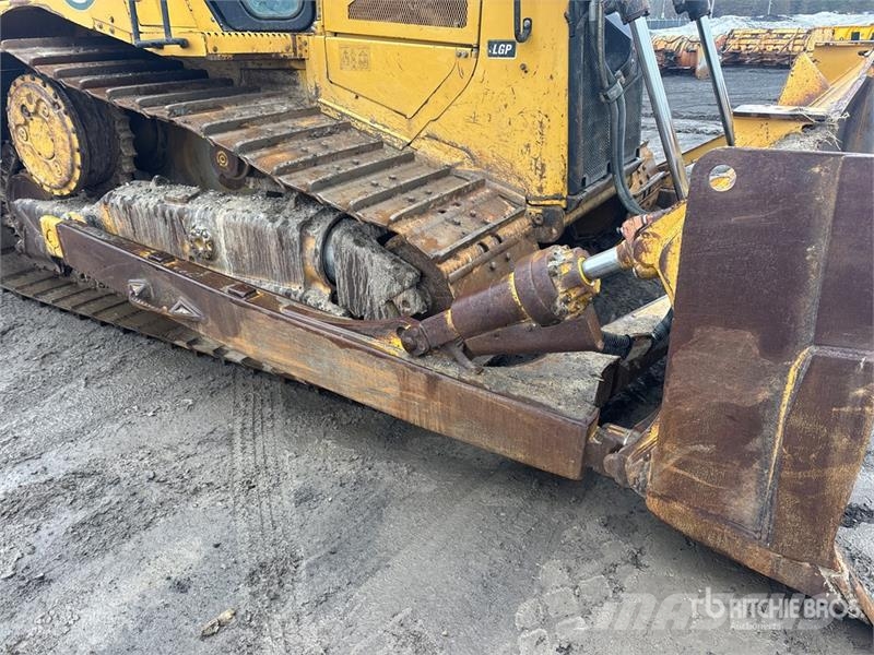 CAT D6 XE Bulldozer