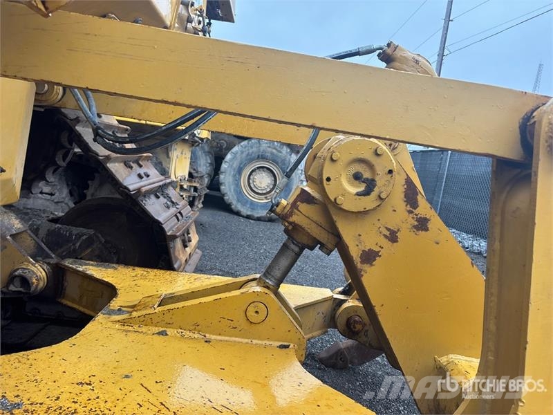 CAT D6 XE Bulldozer