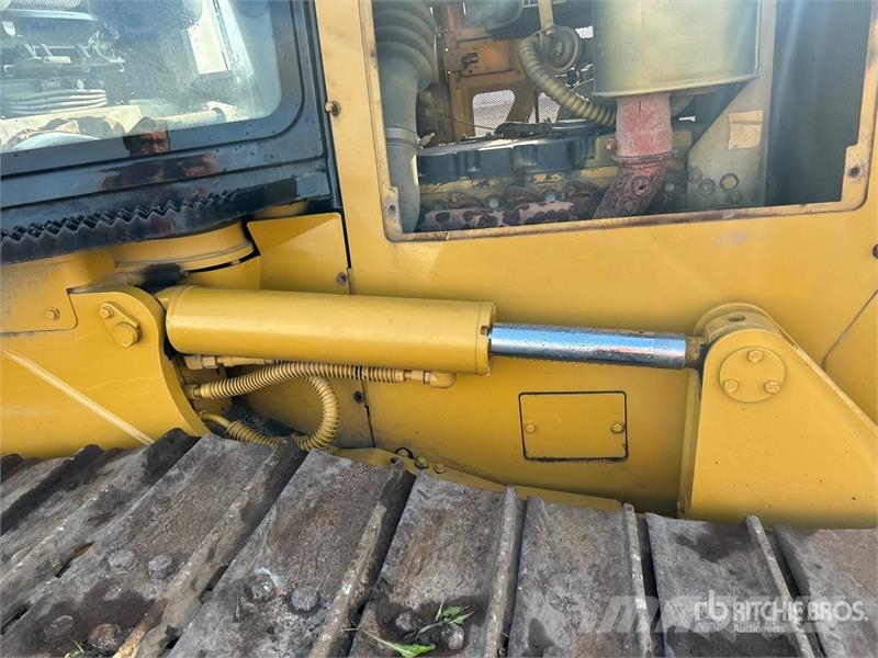 CAT D6K LGP Гусеничные бульдозеры
